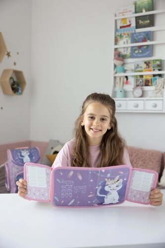 Back to School w Rossmannie. Skompletuj wzorową wyprawkę