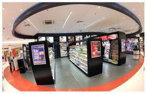 tłumy na otwarciu nowego sklepu (4).jpg