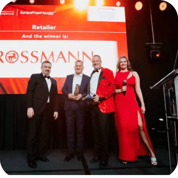 overall retailer 2023
